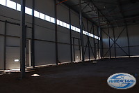 подъёмные ворота в складском терминале