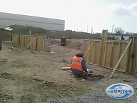 опалубка установлена и готова к заливке бетона